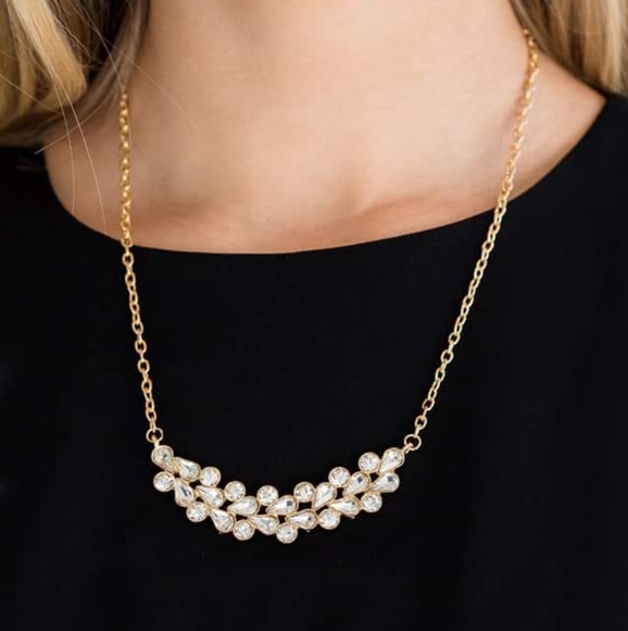 paparazzi Jewelry - Gold Necklace